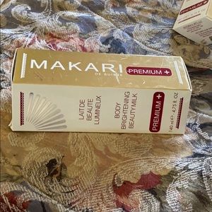 MAKARI DE SUISSE BODY BRIGHTENING BEAUTY MILK
